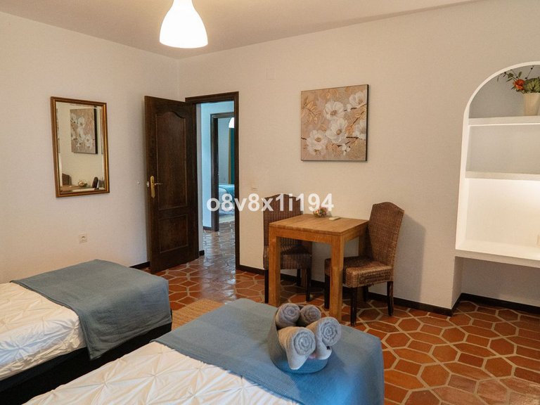 Villa for Sale in Alhaurín De La Torre, Malaga 16