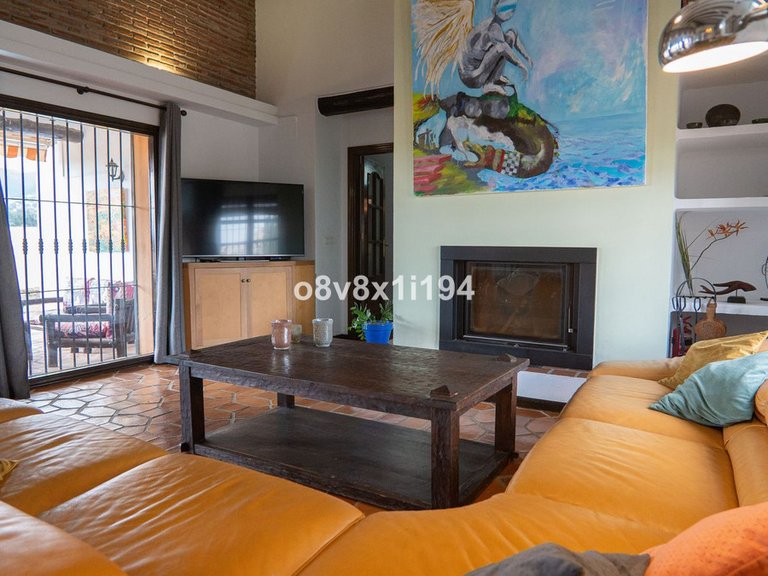 Villa for Sale in Alhaurín De La Torre, Malaga 8