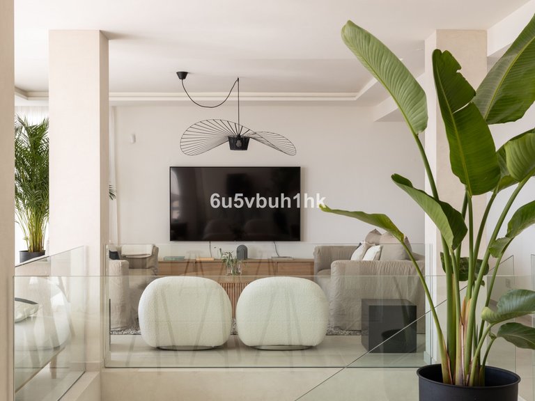Apartment for Sale in Nueva Andalucía, Malaga 21