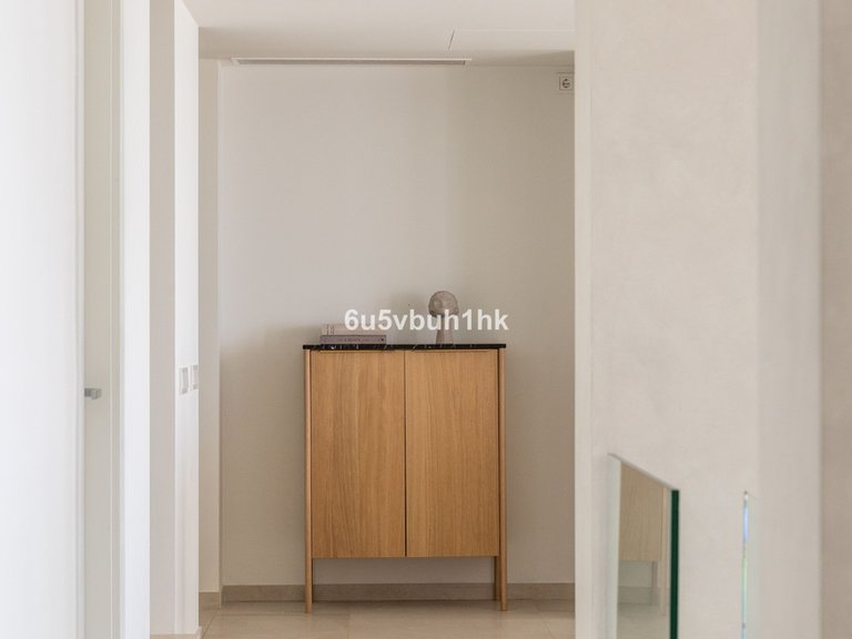 Apartment for Sale in Nueva Andalucía, Malaga 24