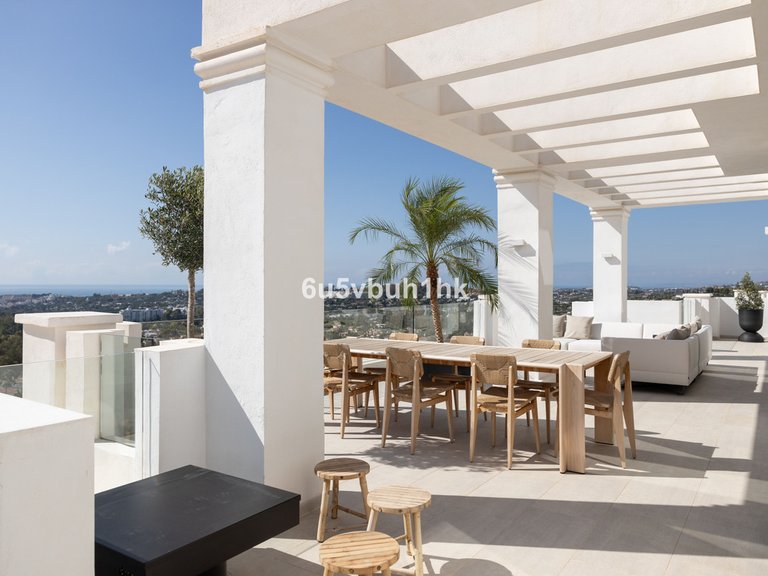 Apartment for Sale in Nueva Andalucía, Malaga 37
