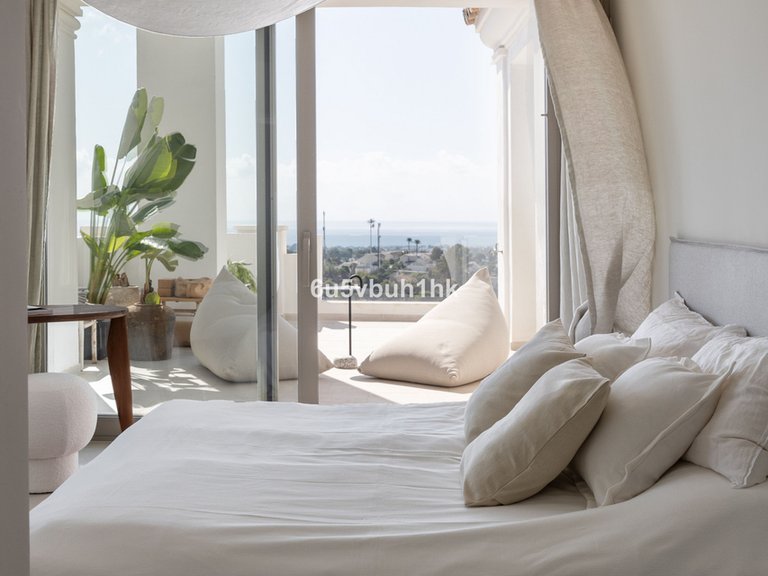 Apartment for Sale in Nueva Andalucía, Malaga 46