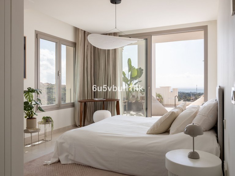 Apartment for Sale in Nueva Andalucía, Malaga 48