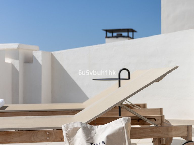 Apartment for Sale in Nueva Andalucía, Malaga 8