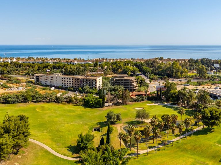 Apartment for Sale in Marbella, Malaga 12