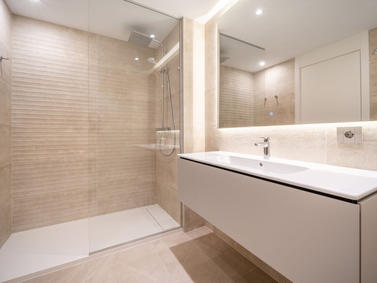 Apartment for Sale in Marbella, Malaga 27