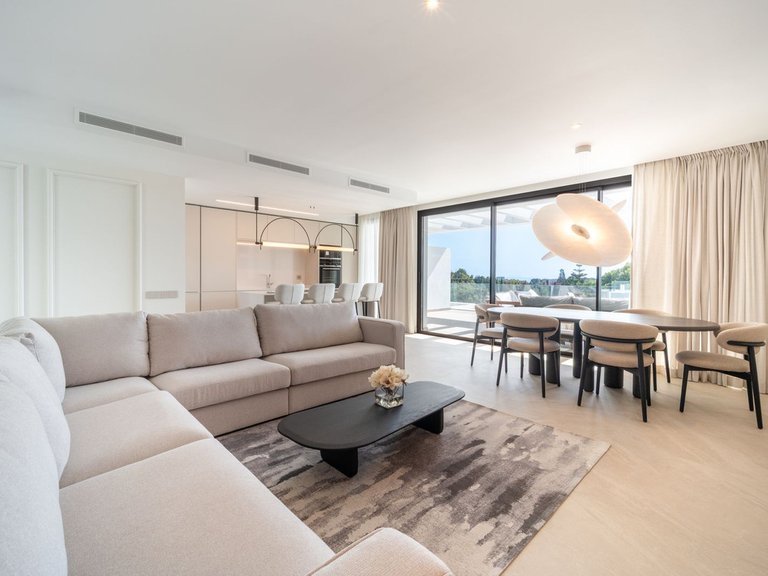 Apartment for Sale in Marbella, Malaga 34