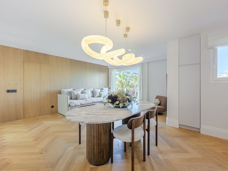 Apartment for Sale in Puerto Banús, Malaga 13