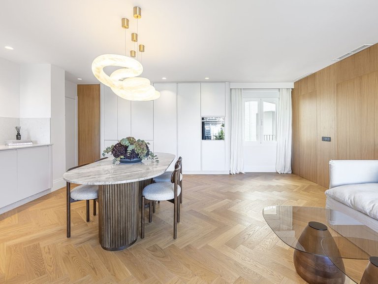 Apartment for Sale in Puerto Banús, Malaga 14
