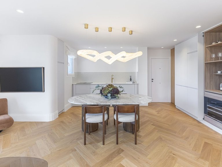 Apartment for Sale in Puerto Banús, Malaga 7