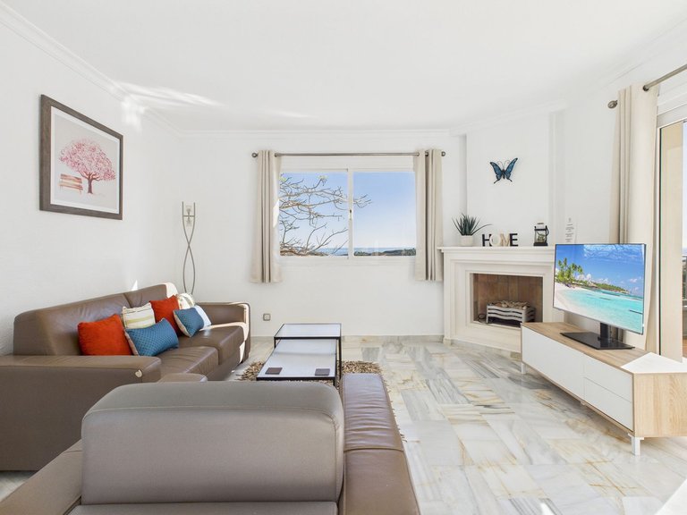 Apartment for Sale in Estepona, Malaga 1