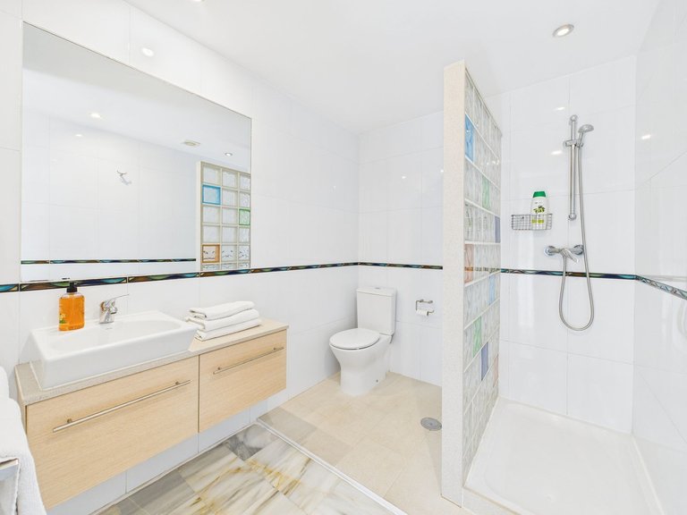 Apartment for Sale in Estepona, Malaga 12