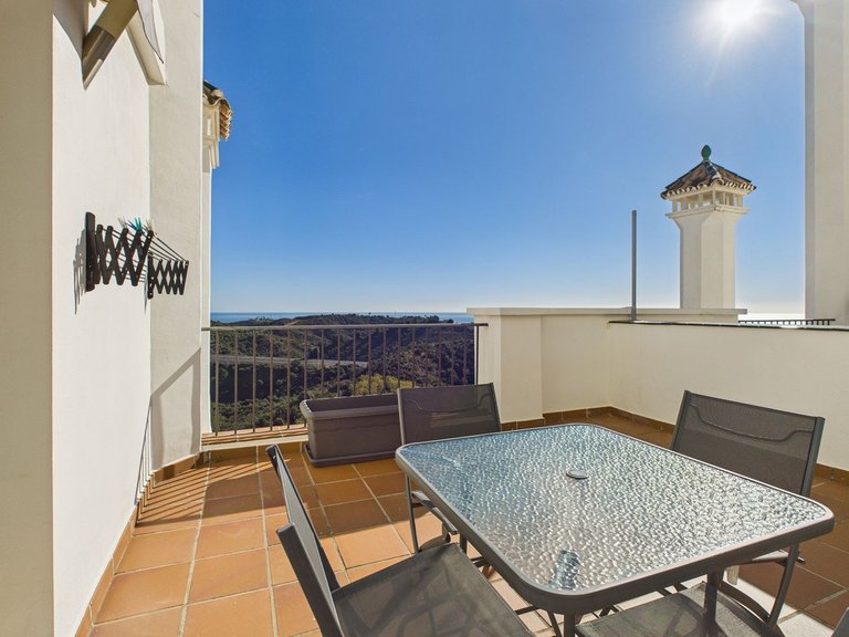 Apartment for Sale in Estepona, Malaga 14
