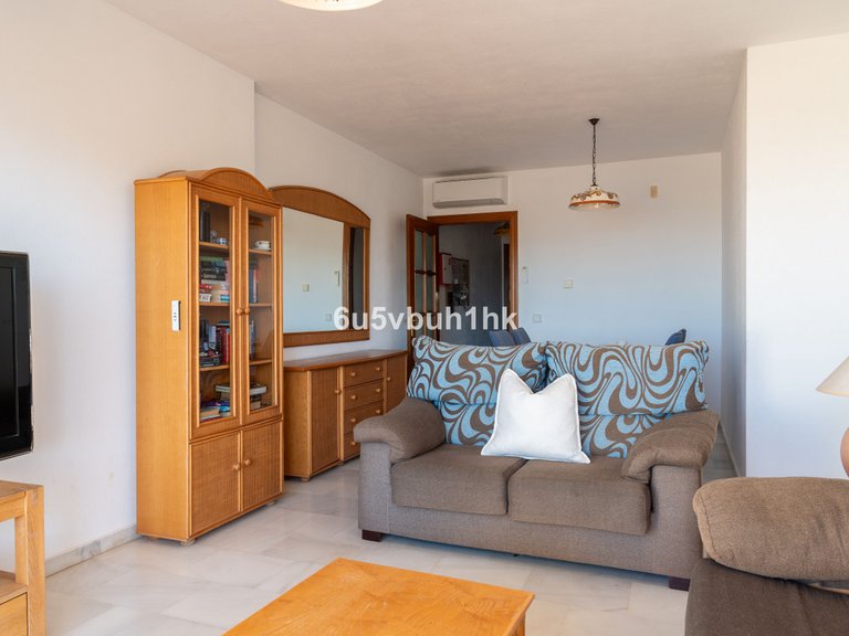 Apartment for Sale in El Chaparral, Malaga 7