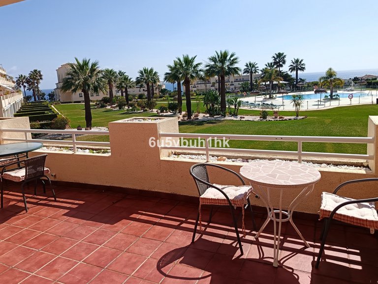 Apartment for Sale in El Chaparral, Malaga 9