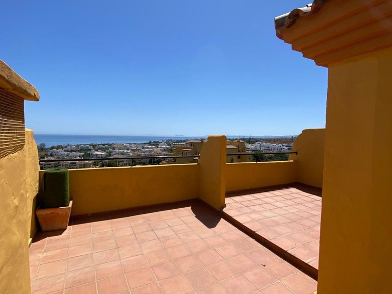 Apartment for Sale in Estepona, Malaga 10