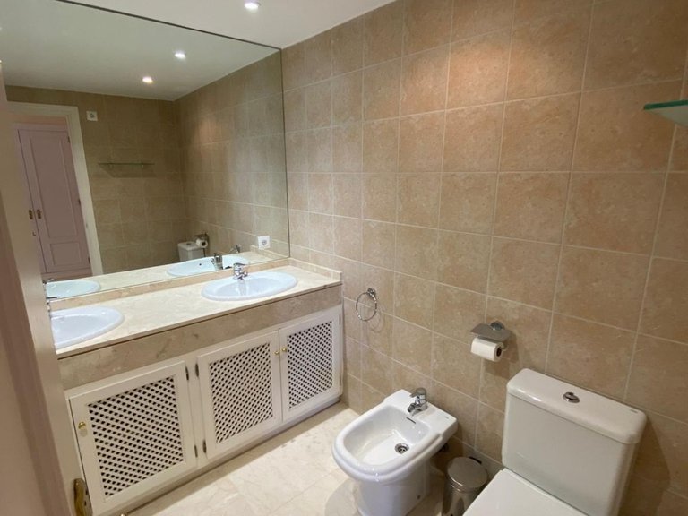 Apartment for Sale in Estepona, Malaga 36