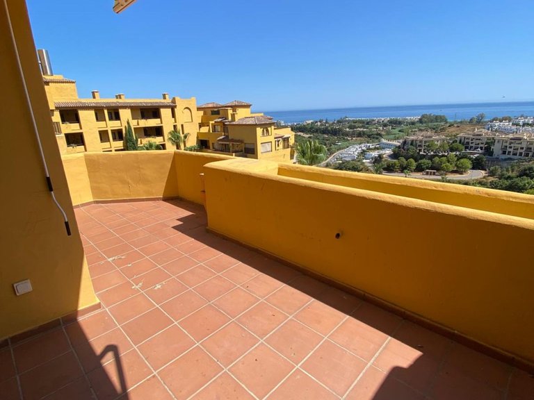 Apartment for Sale in Estepona, Malaga 5