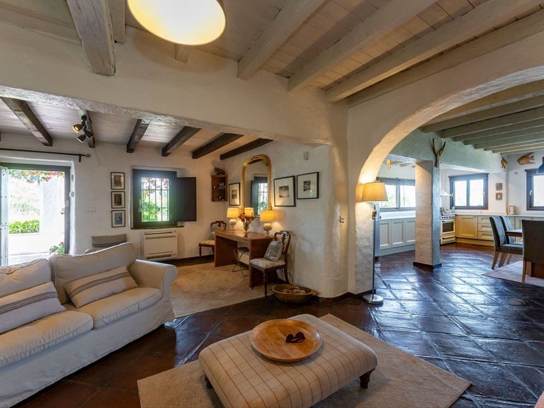 Villa for Sale in Alhaurín El Grande, Malaga 11