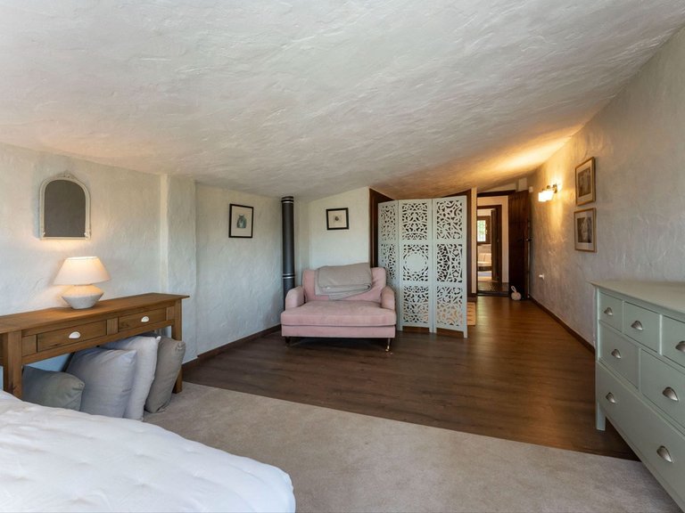 Villa for Sale in Alhaurín El Grande, Malaga 38