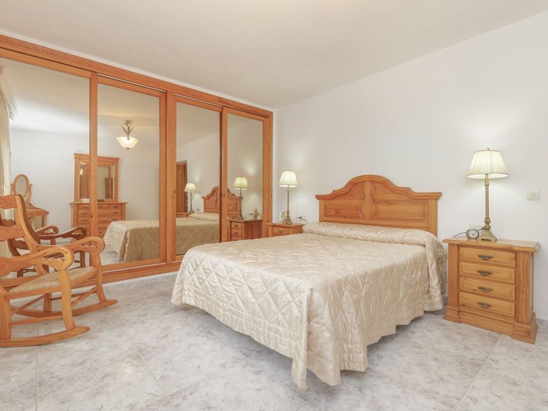 Villa for Sale in Las Chapas, Malaga 32