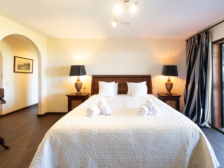 Villa for Sale in El Rosario, Malaga 23