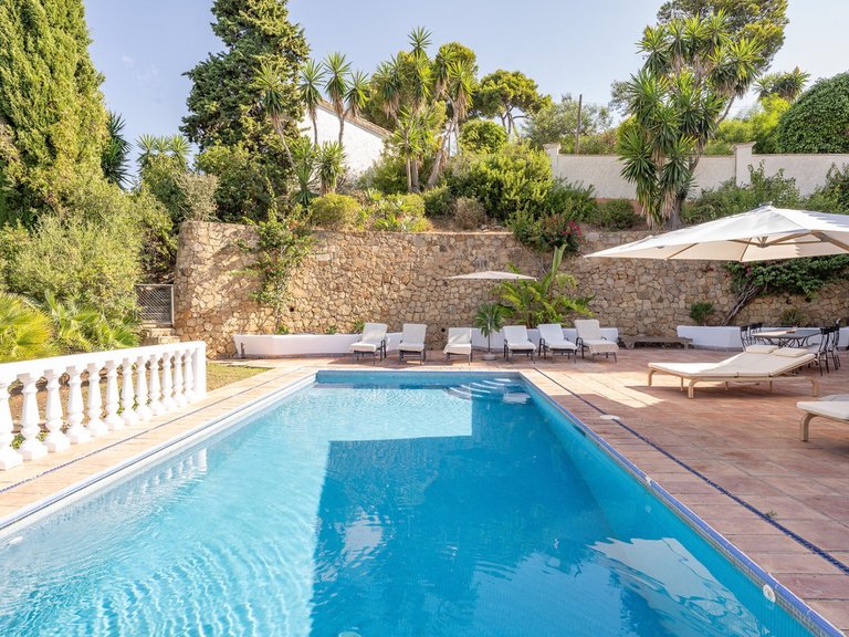 Villa for Sale in El Rosario, Malaga 9