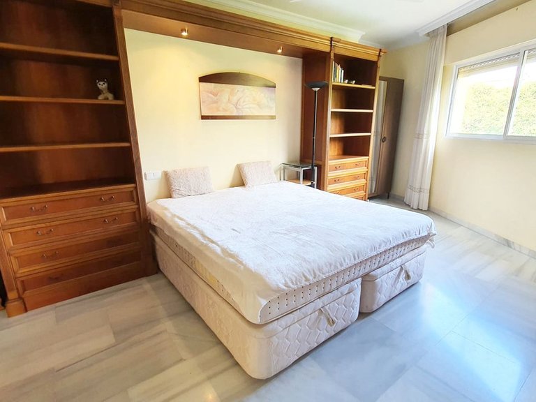 Apartment for Sale in Fuengirola, Malaga 15
