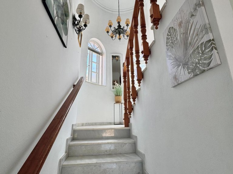 Villa for Sale in Alhaurín De La Torre, Malaga 19
