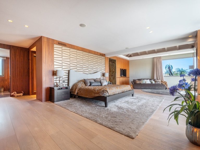 Villa for Sale in Sotogrande, Cadiz 15