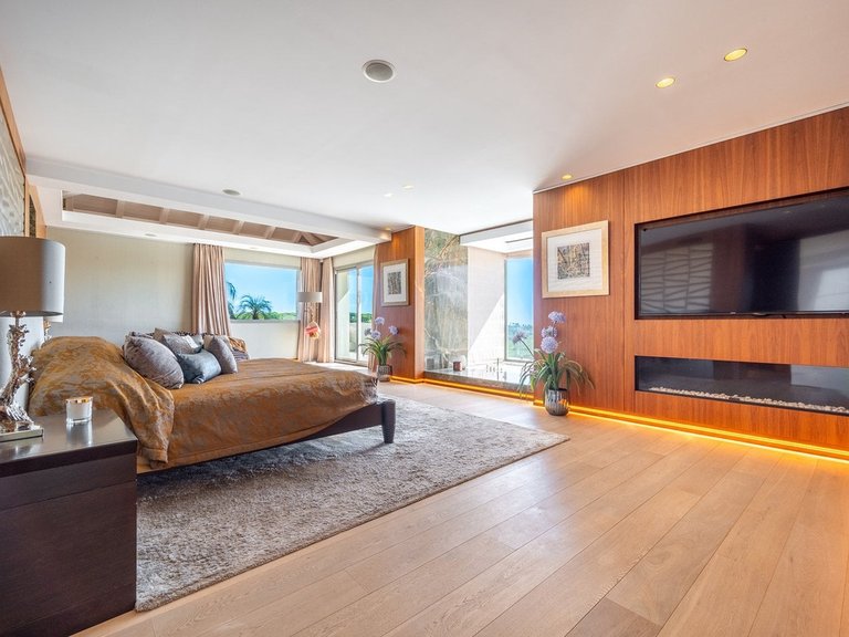 Villa for Sale in Sotogrande, Cadiz 16