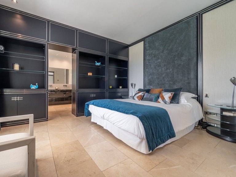 Villa for Sale in Sotogrande, Cadiz 20