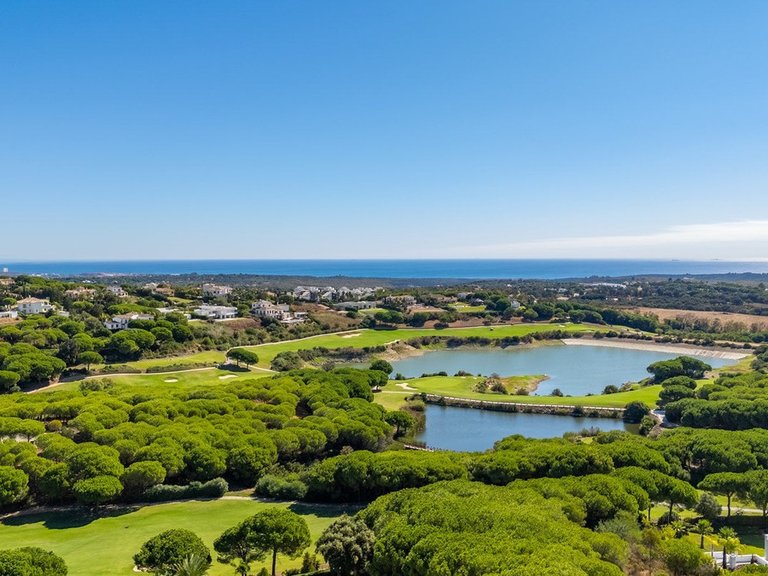 Villa for Sale in Sotogrande, Cadiz 38