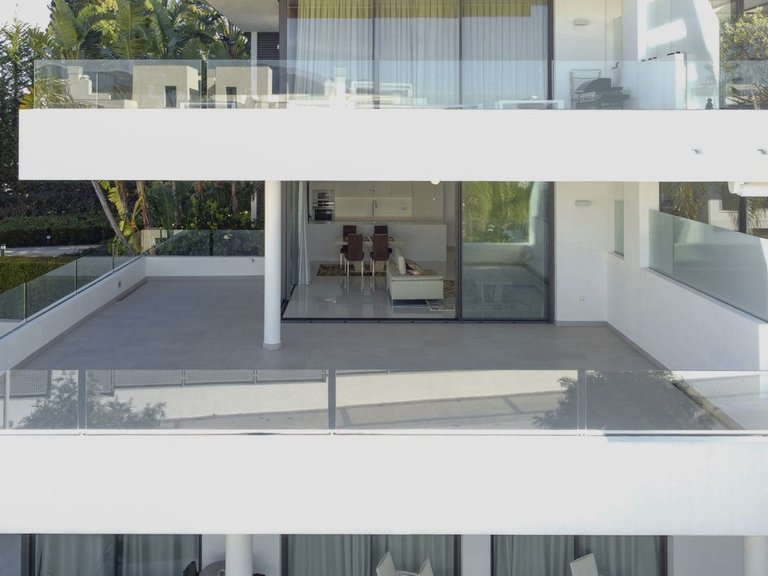 Apartment for Sale in New Golden Mile, Malaga 10