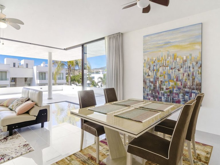 Apartment for Sale in New Golden Mile, Malaga 16
