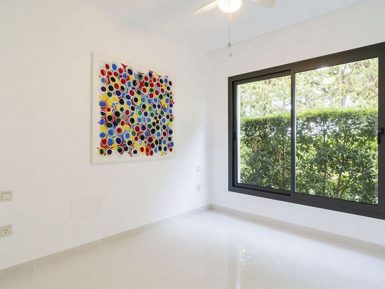 Apartment for Sale in New Golden Mile, Malaga 26