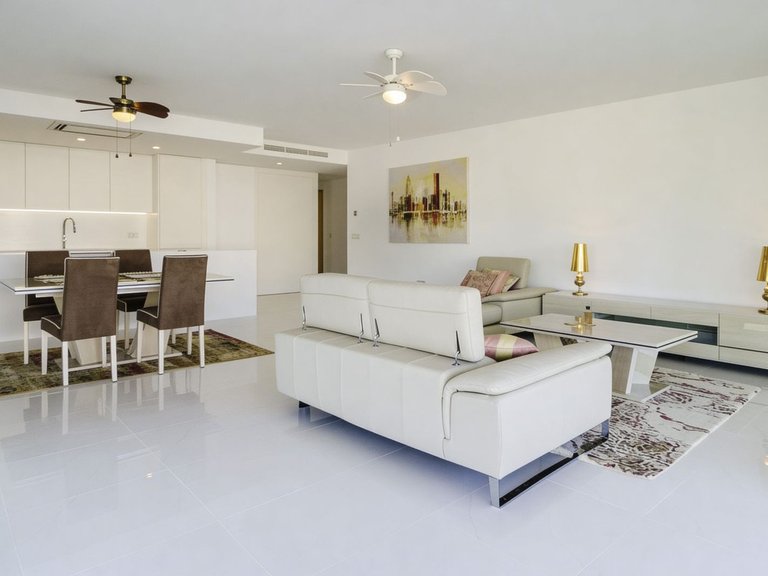 Apartment for Sale in New Golden Mile, Malaga 9