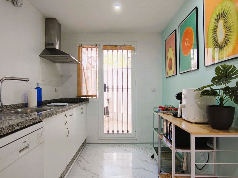 Apartment for Sale in Nueva Andalucía, Malaga 19