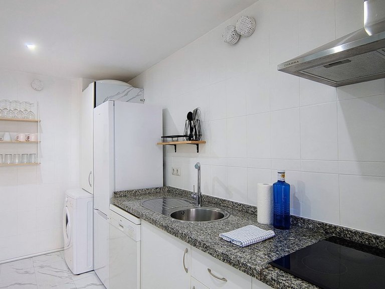 Apartment for Sale in Nueva Andalucía, Malaga 20