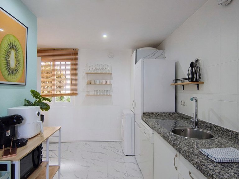 Apartment for Sale in Nueva Andalucía, Malaga 21