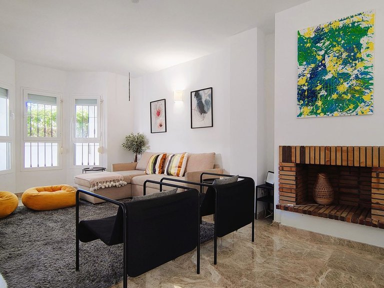 Apartment for Sale in Nueva Andalucía, Malaga 5