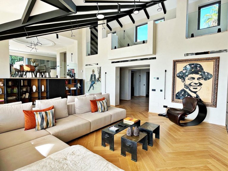 Villa for Sale in Benahavís, Malaga 14