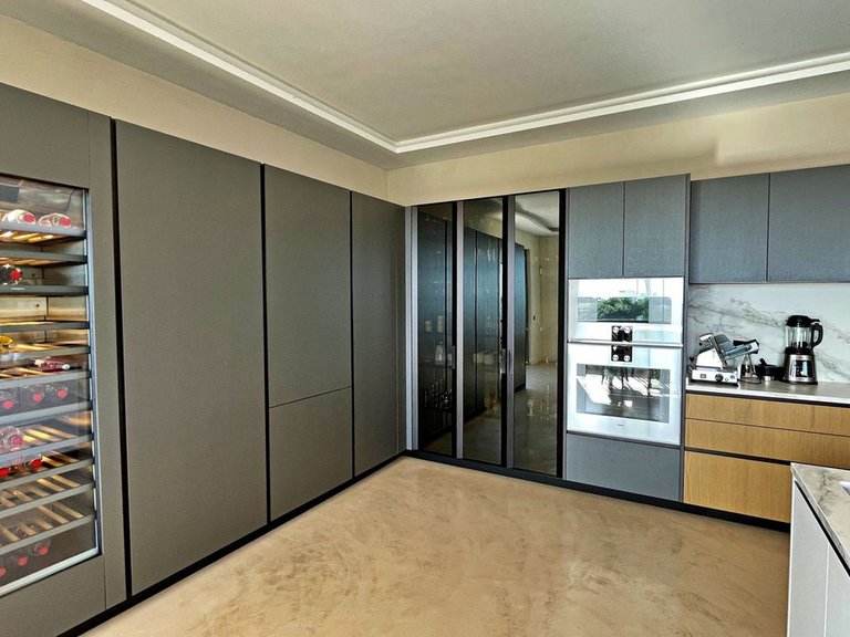 Villa for Sale in Benahavís, Malaga 16