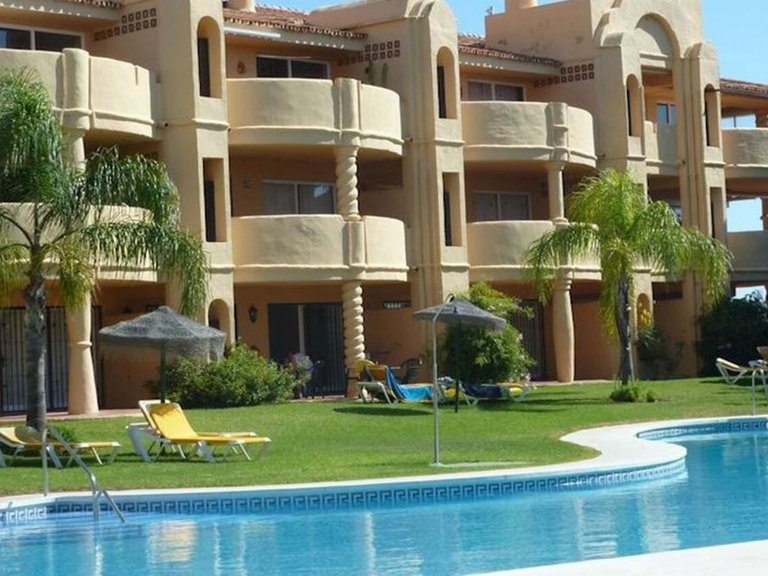 Apartment for Sale in Calahonda, Malaga 15