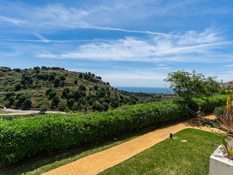Apartment for Sale in Calahonda, Malaga 20