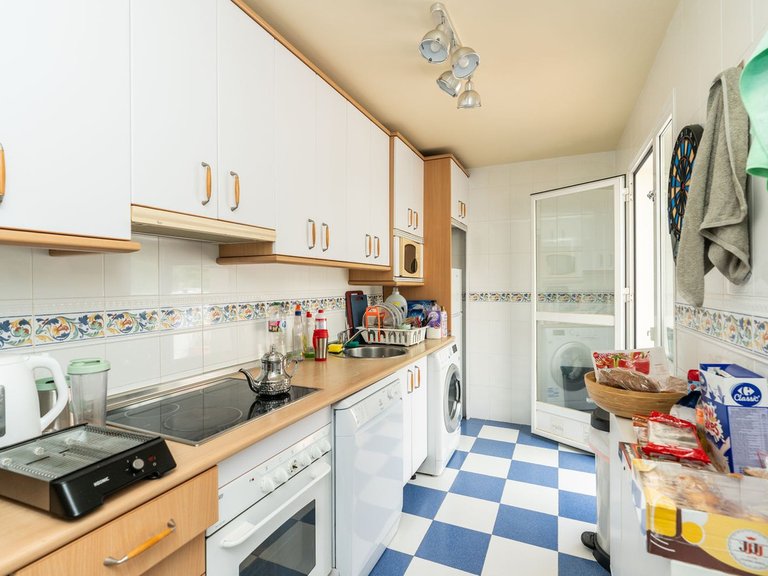 Apartment for Sale in Calahonda, Malaga 7