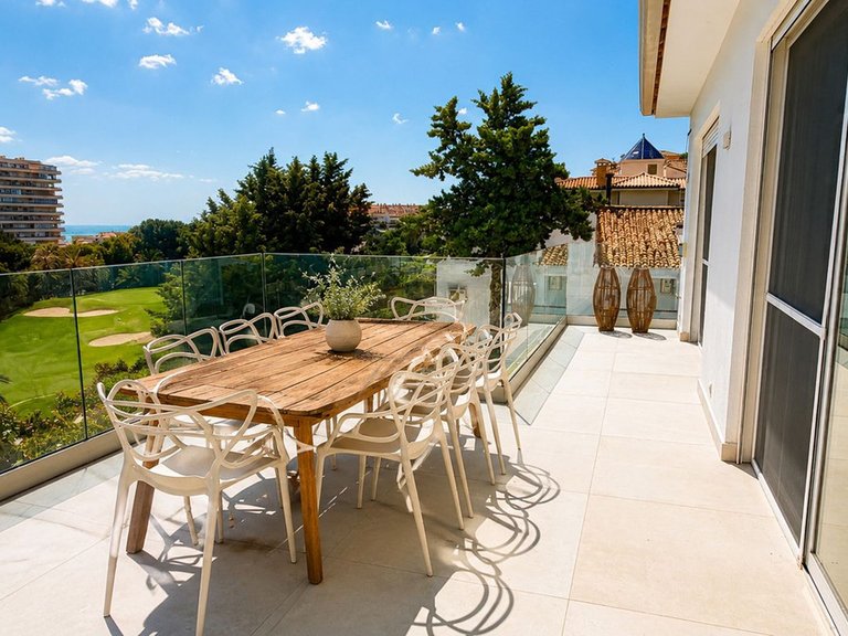 Villa for Sale in Torrequebrada, Malaga 19