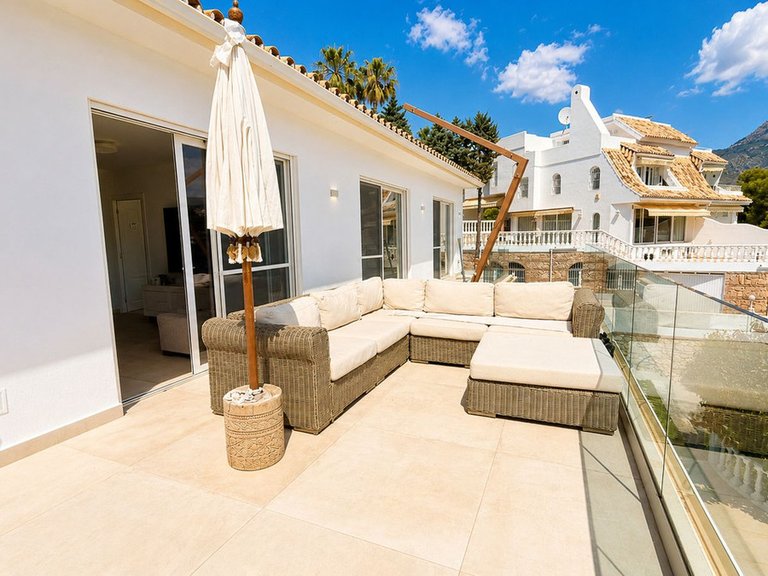 Villa for Sale in Torrequebrada, Malaga 20