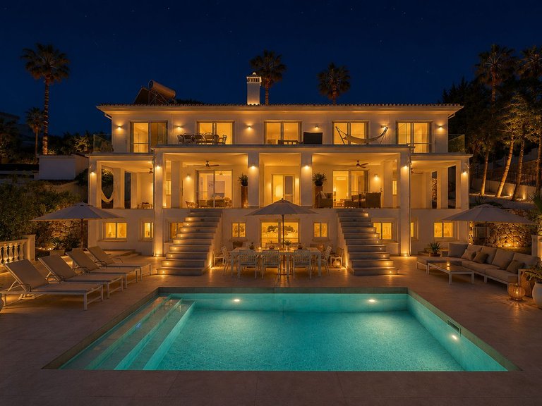 Villa for Sale in Torrequebrada, Malaga 38