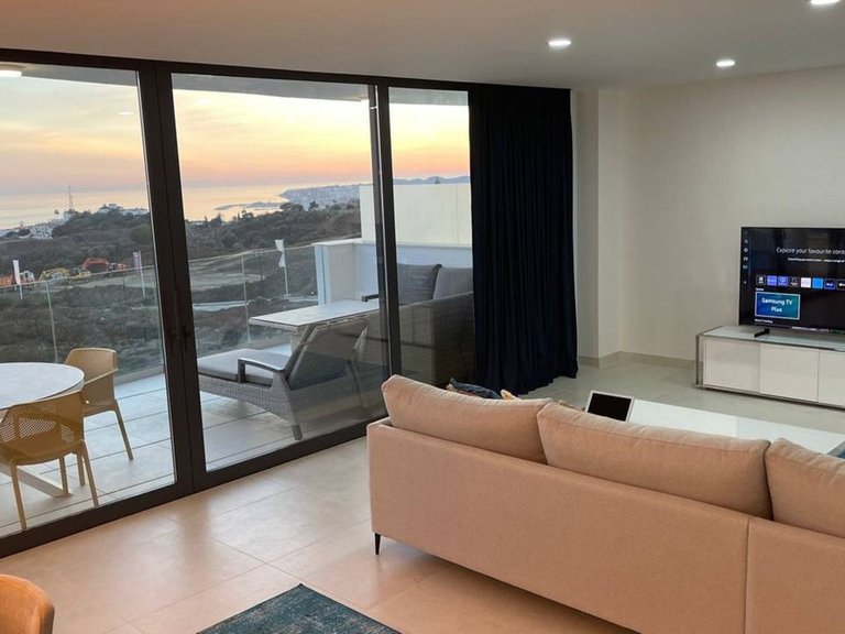 Apartment for Sale in Fuengirola, Malaga 10